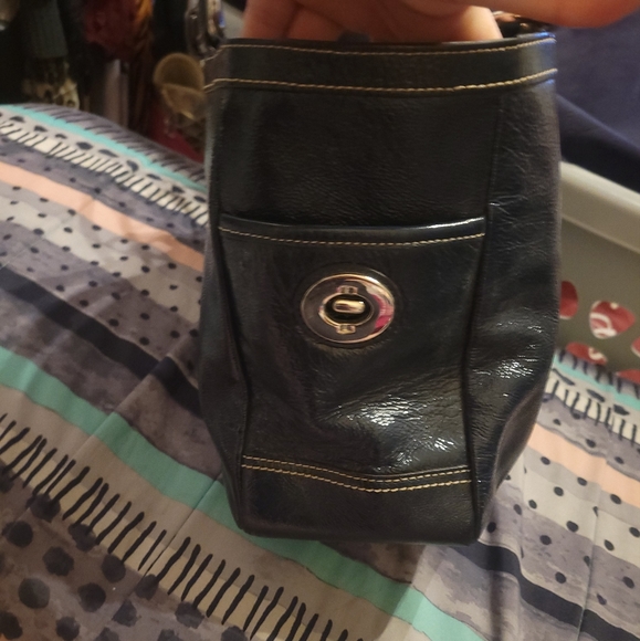 Coach purse - Picture 4 of 7